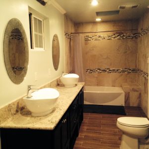 warrenmae-bathroom-335748_1920